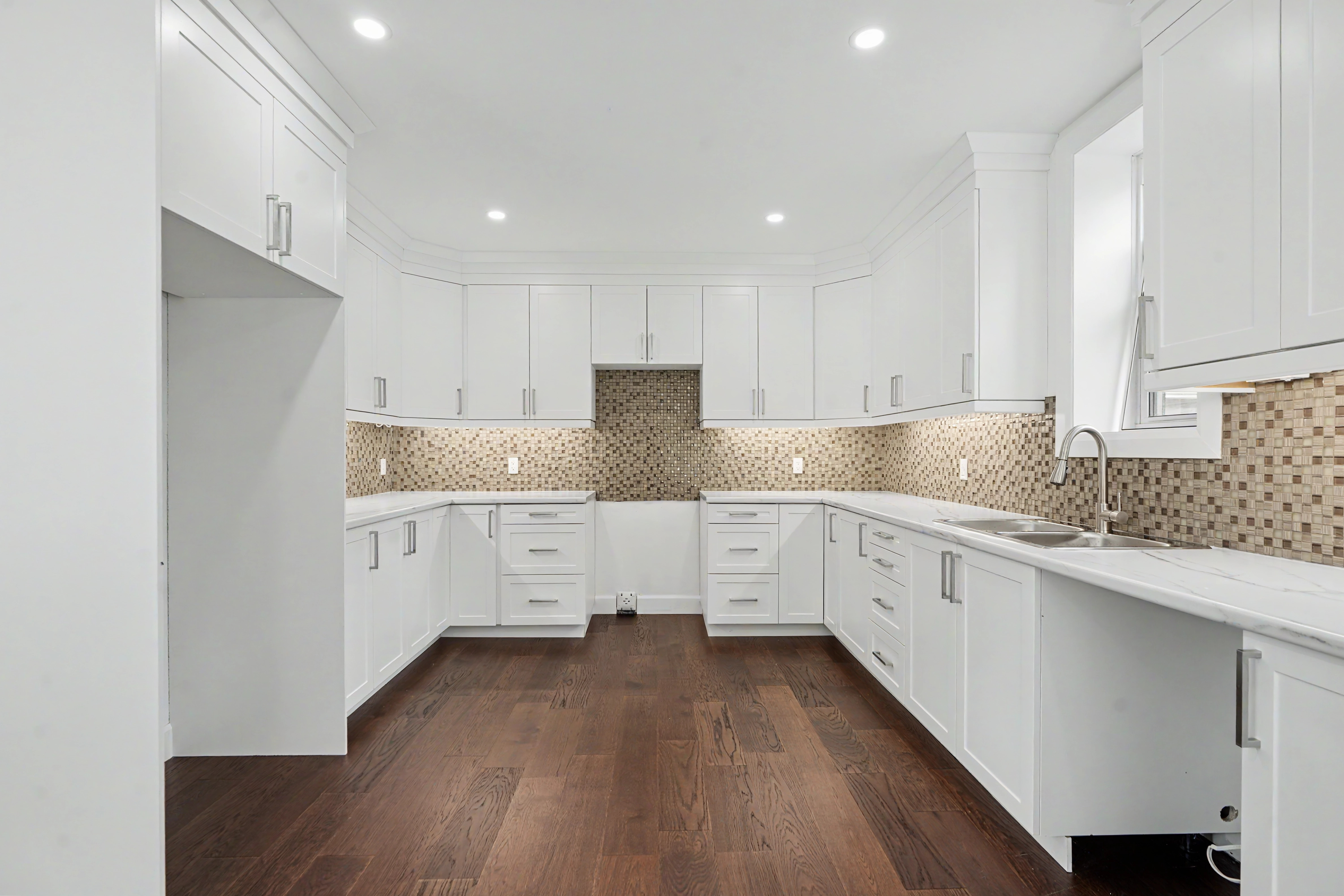 Completly newly built home from the inside out!