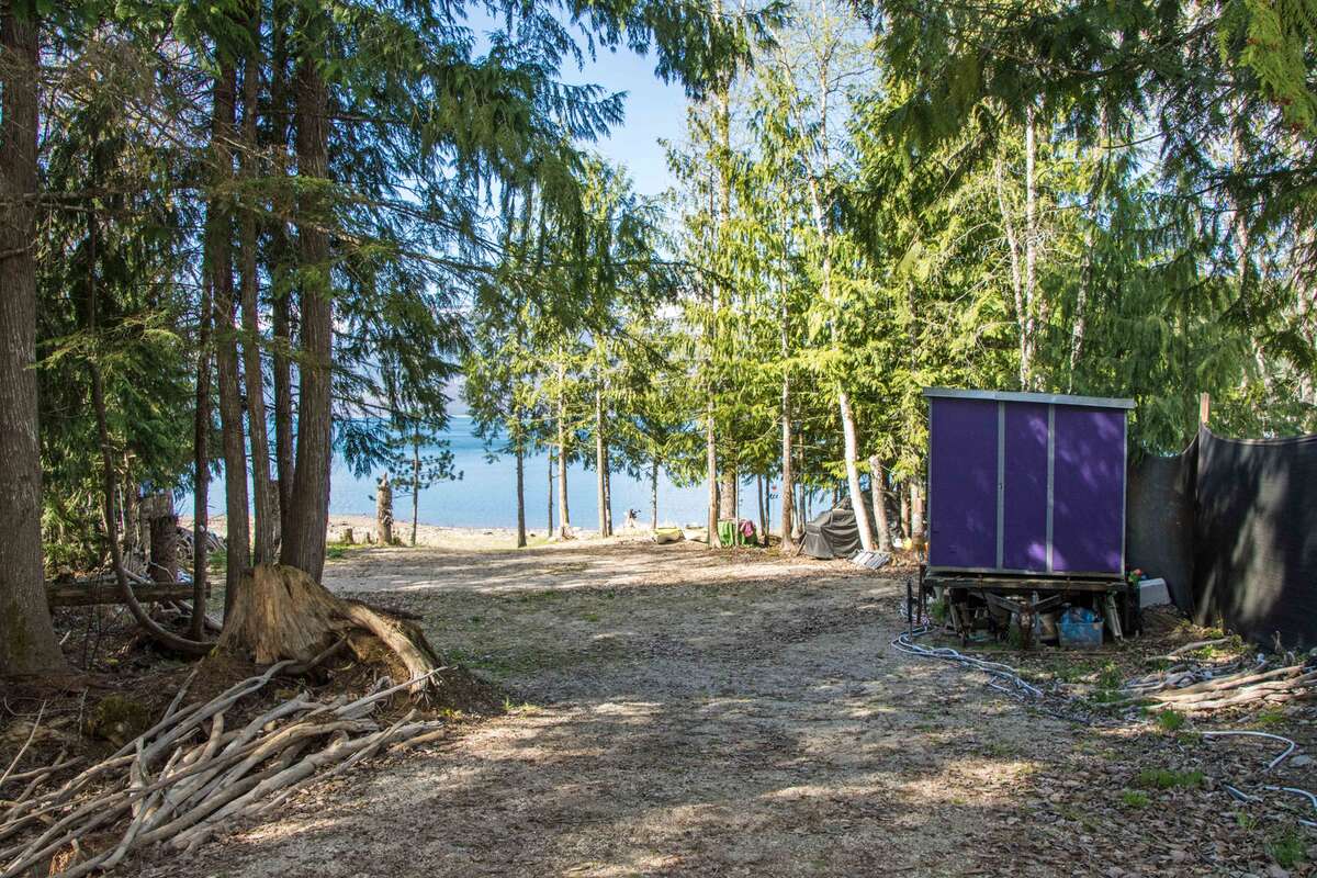 Beautiful Waterfront Property!
