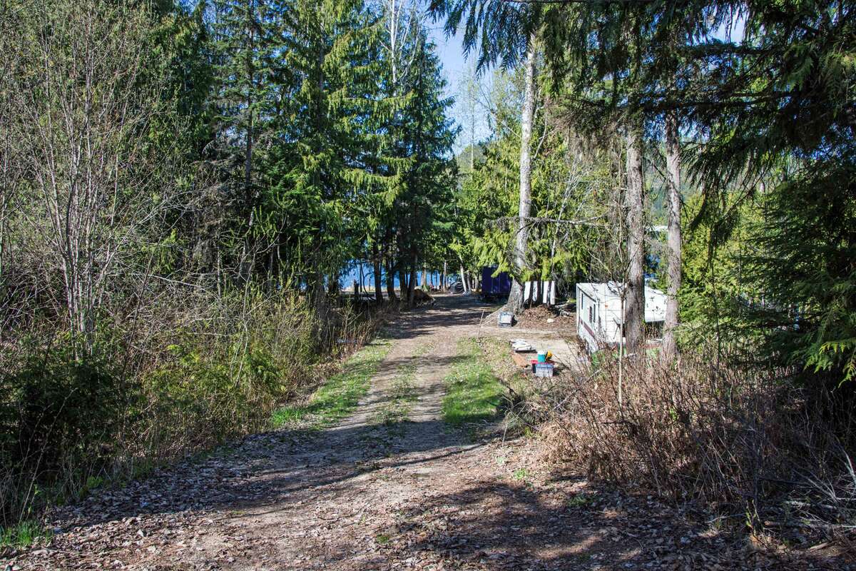 Beautiful Waterfront Property!