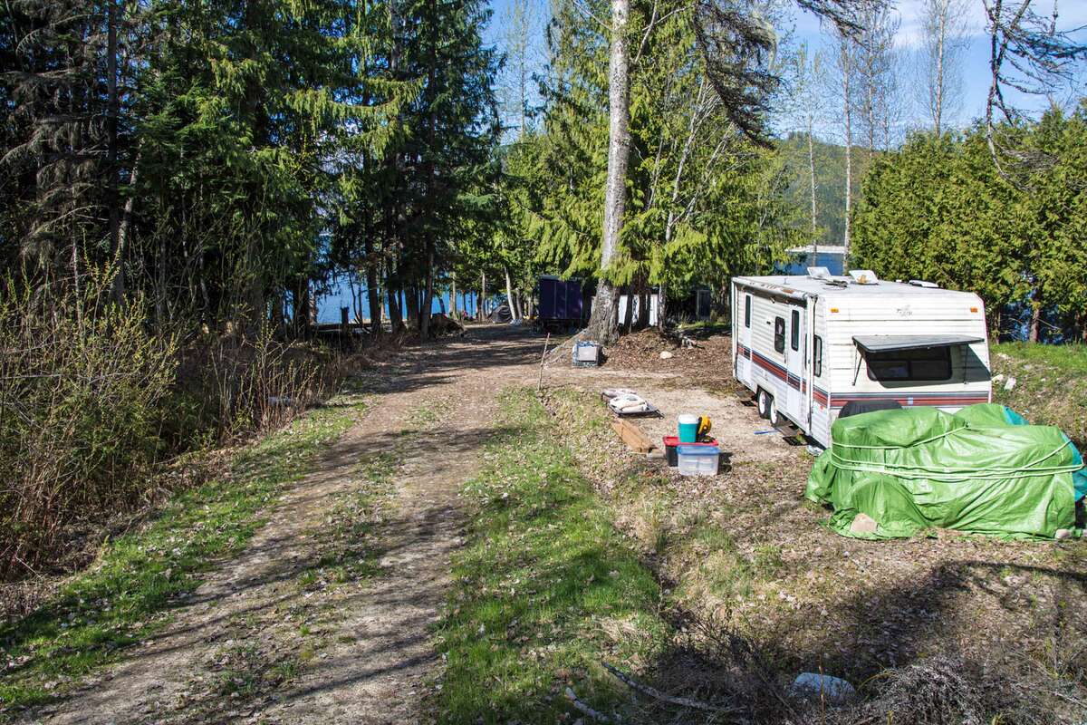 Beautiful Waterfront Property!
