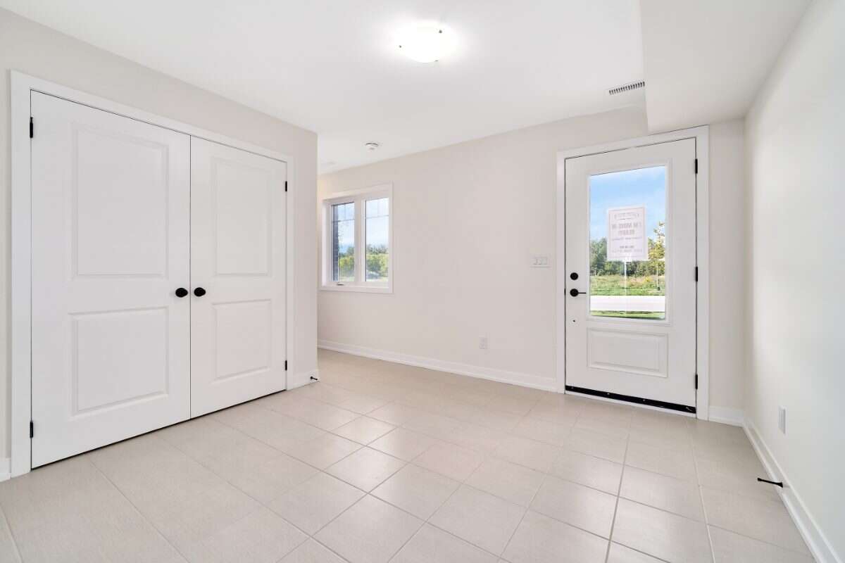 Move-In Ready 3-Bedroom Townhome in Newcastle