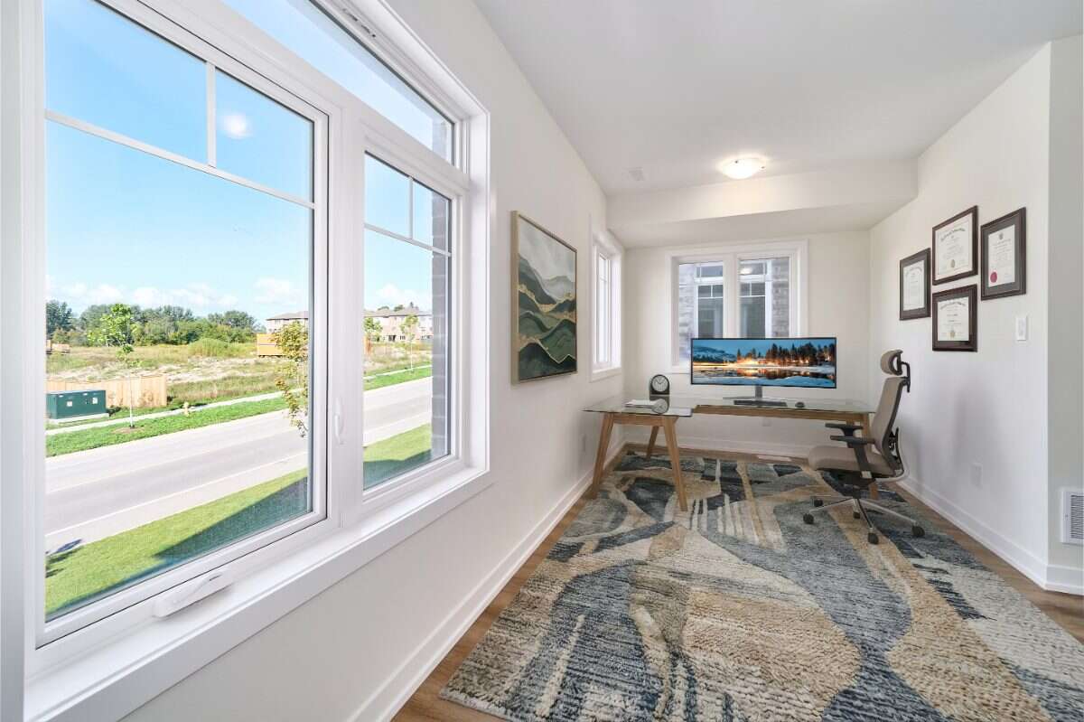 Move-In Ready 3-Bedroom Townhome in Newcastle