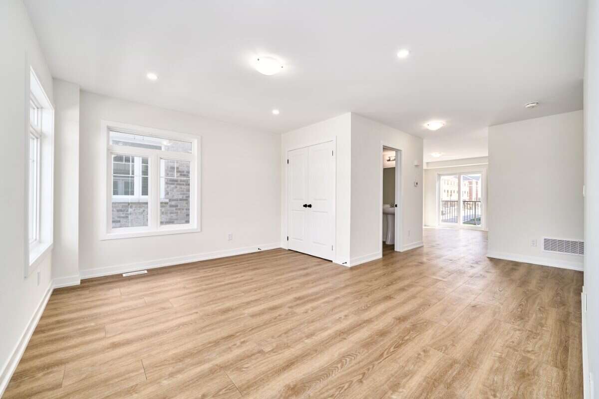 Move-In Ready 3-Bedroom Townhome in Newcastle