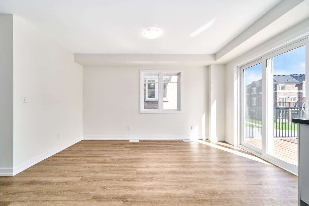 Move-In Ready 3-Bedroom Townhome in Newcastle