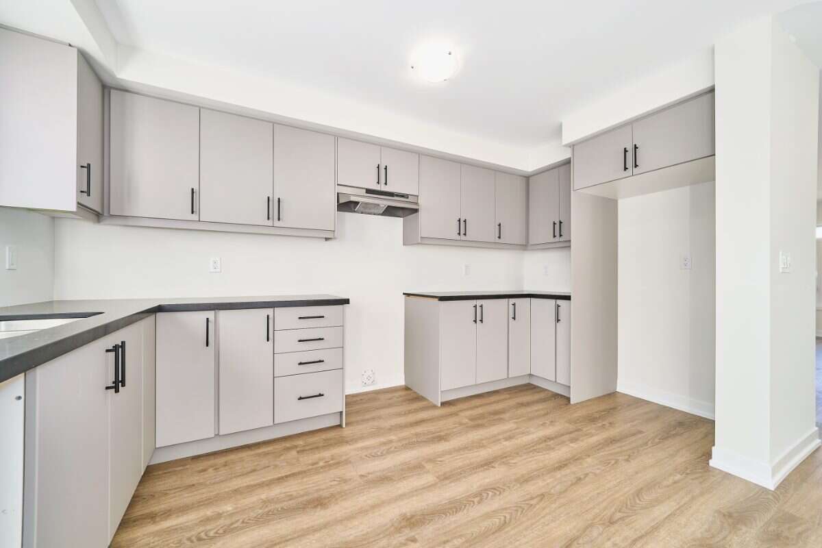 Move-In Ready 3-Bedroom Townhome in Newcastle
