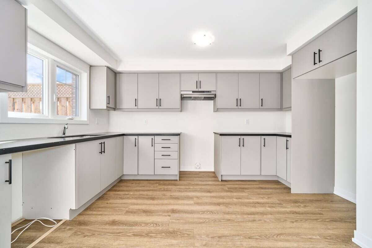 Move-In Ready 3-Bedroom Townhome in Newcastle
