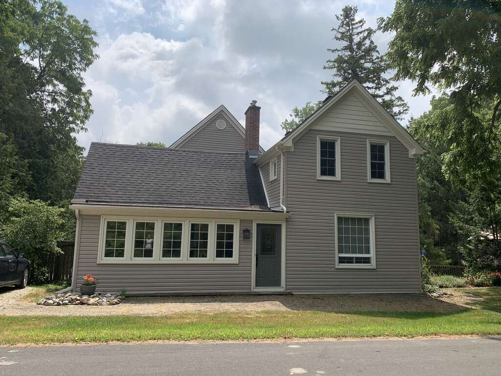 271 Quaker Lane RR 2