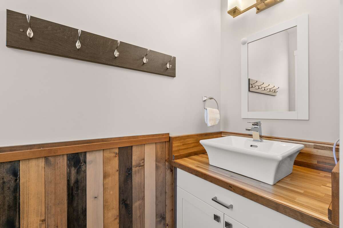 Half bath ensuite
