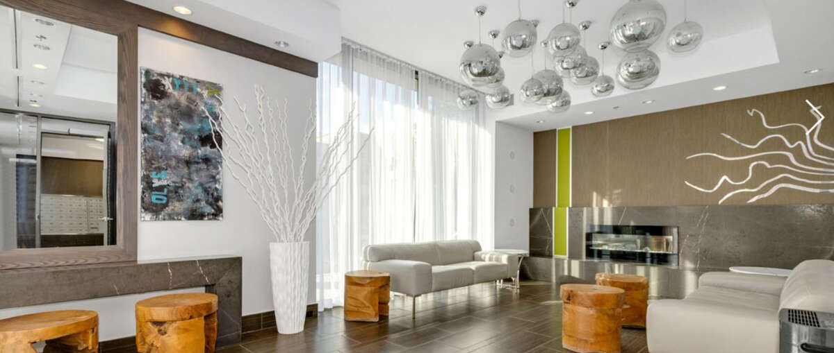 2 Bedroom 2 Bath Condo - The Glebe (The Vibe)