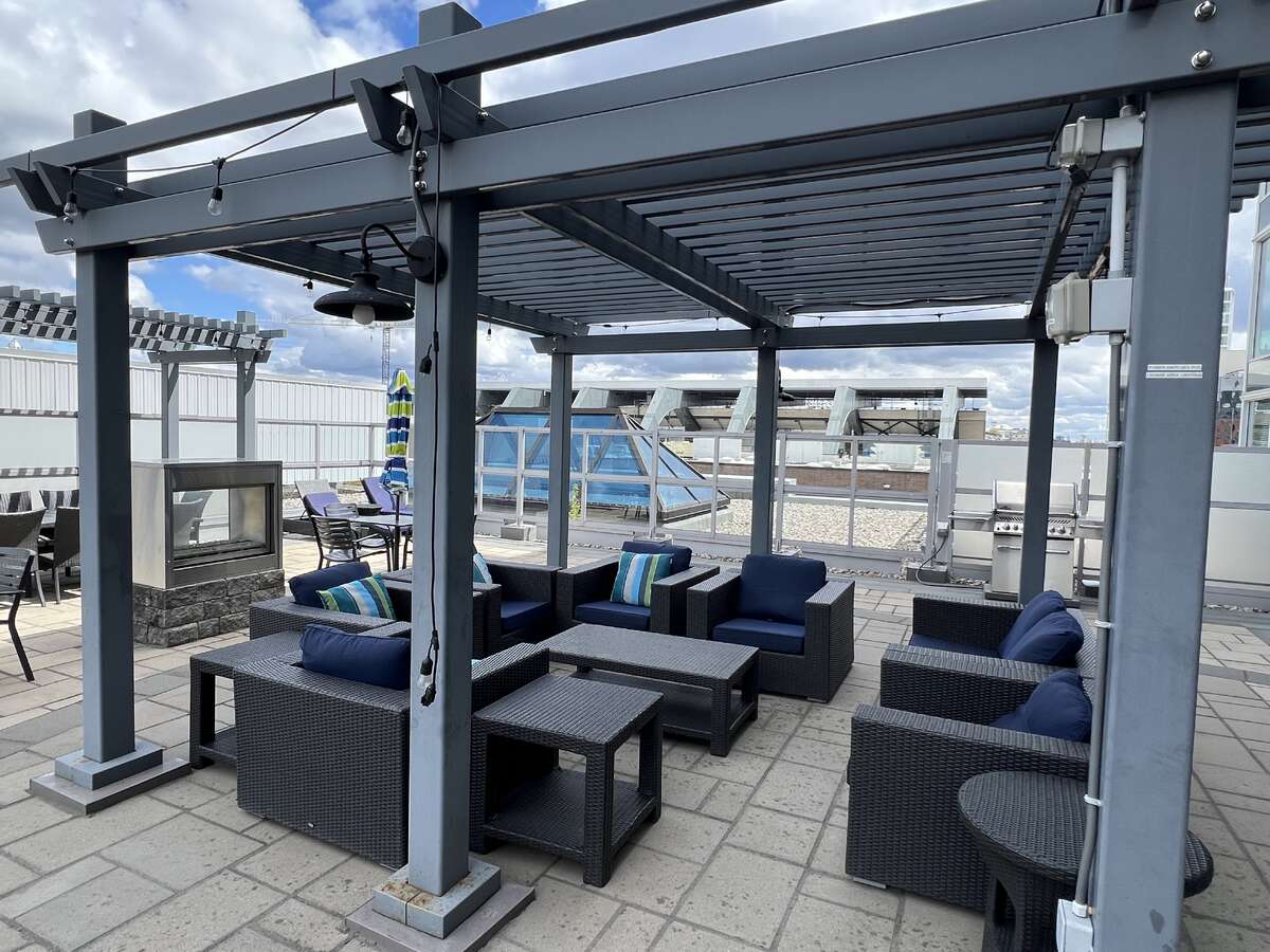 2 Bedroom 2 Bath Condo - The Glebe (The Vibe)