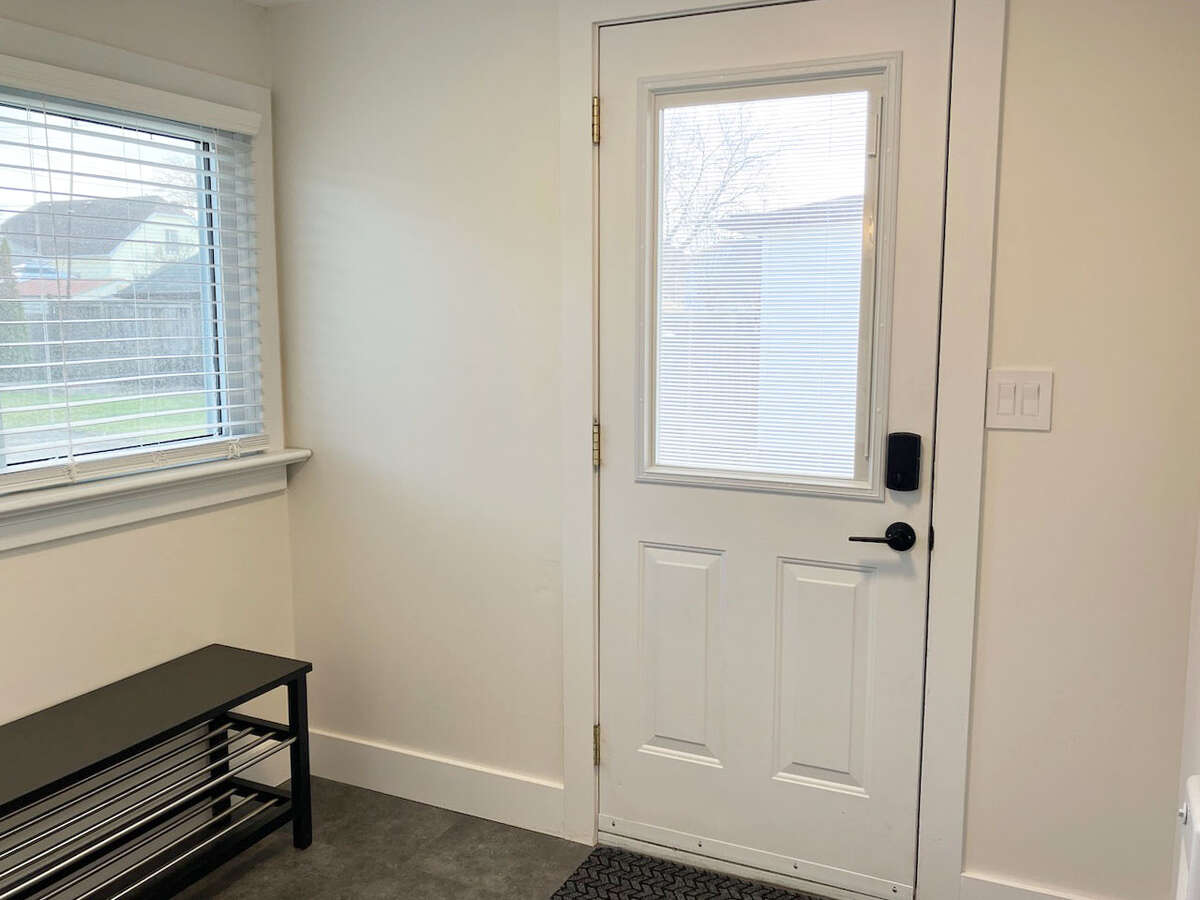 Move-In Ready Starter Home with Modern Updates