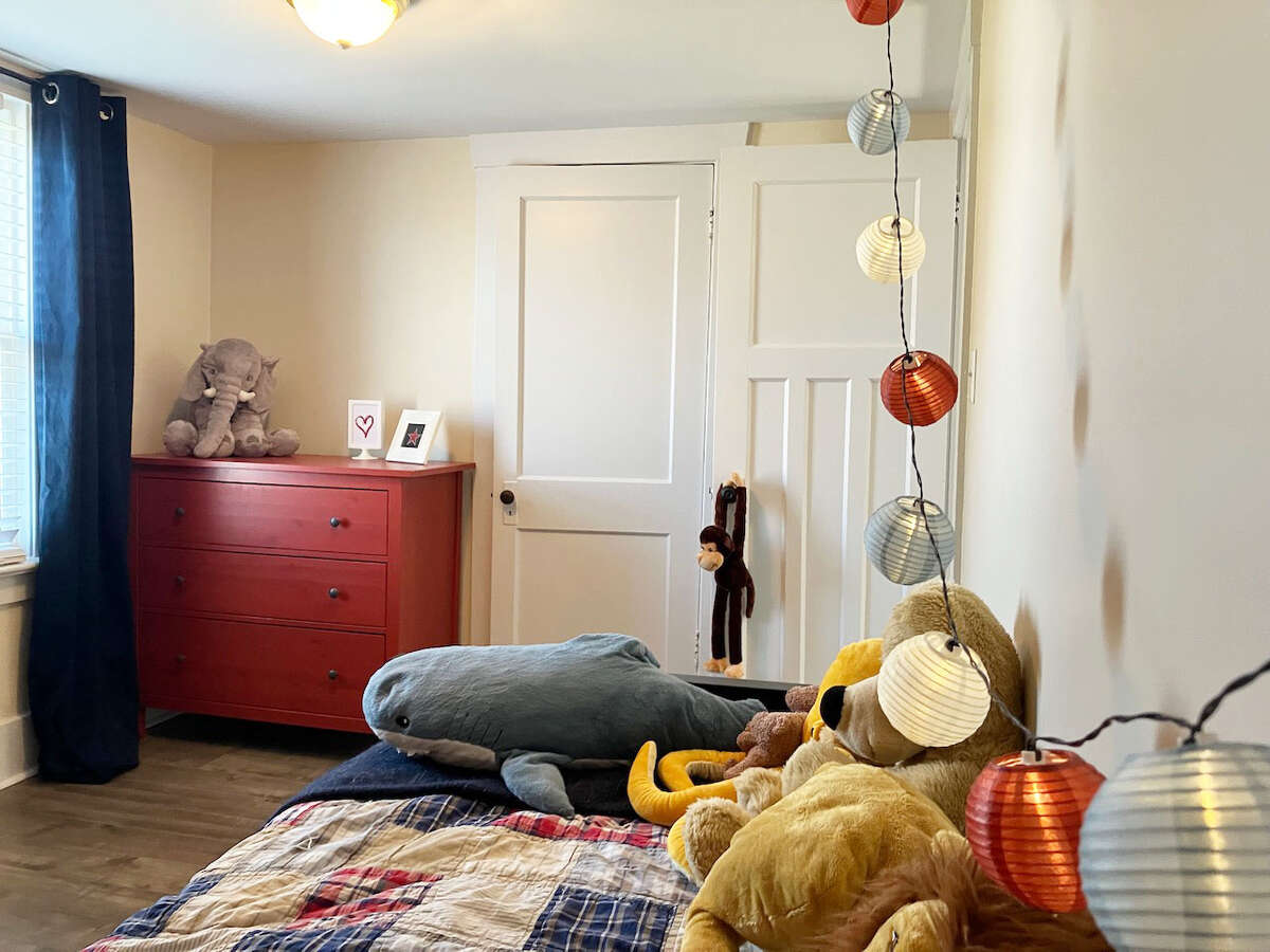 Move-In Ready Starter Home with Modern Updates