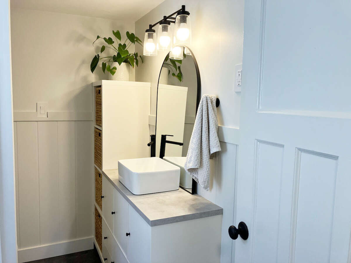 Move-In Ready Starter Home with Modern Updates