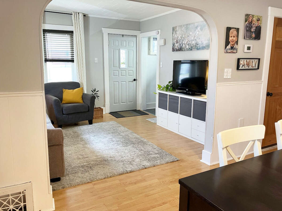 Move-In Ready Starter Home with Modern Updates