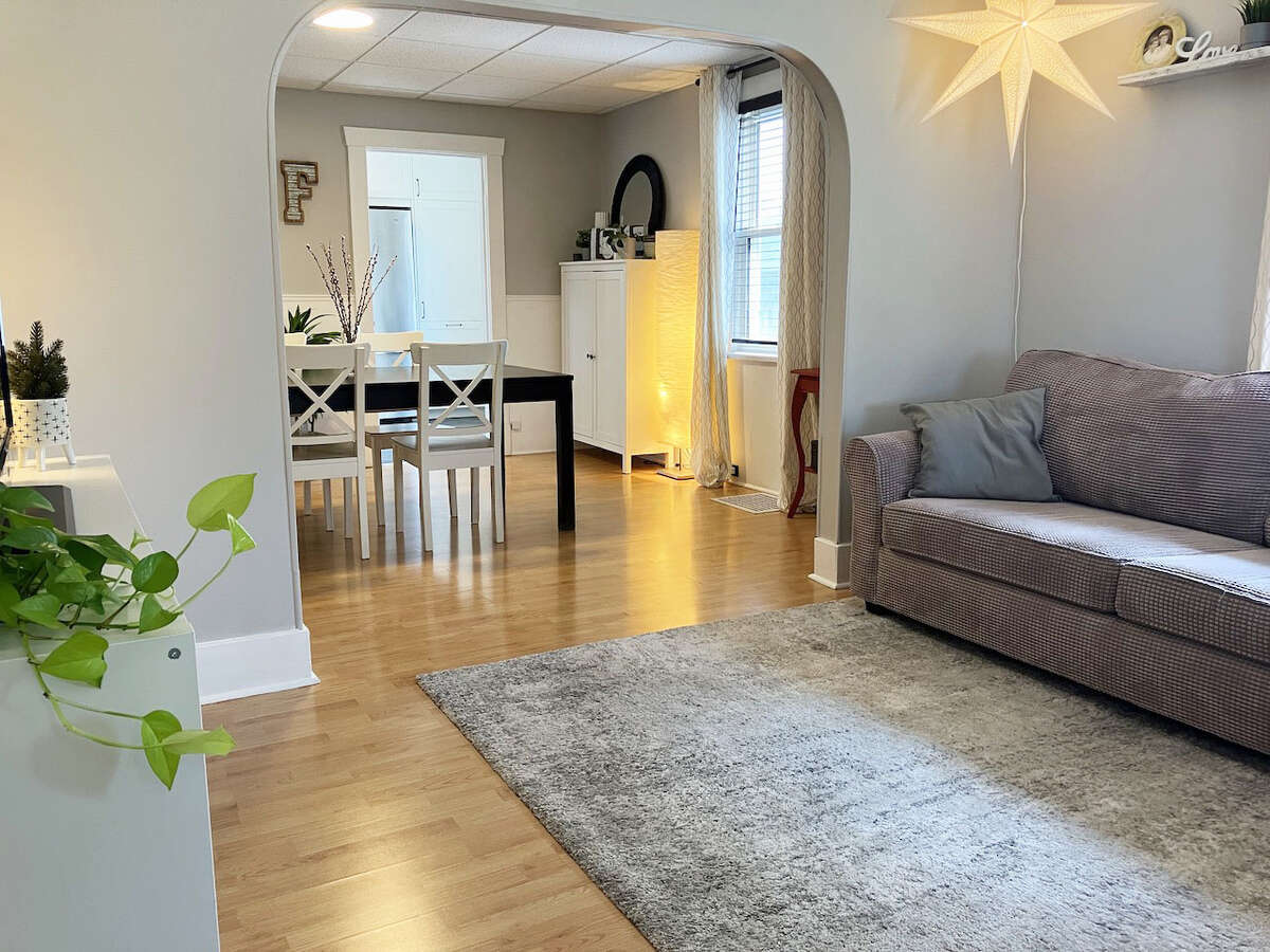 Move-In Ready Starter Home with Modern Updates