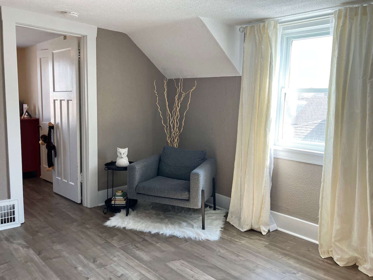 Move-In Ready Starter Home with Modern Updates