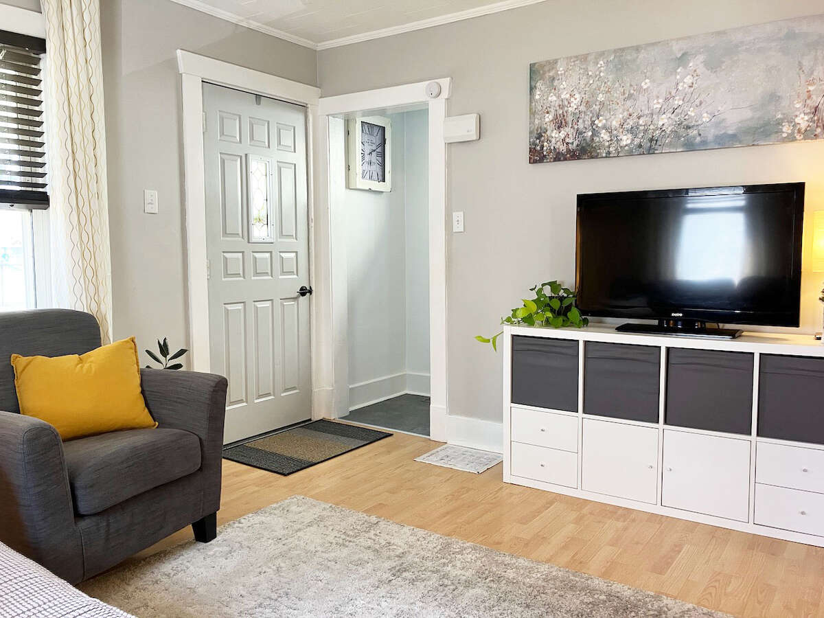 Move-In Ready Starter Home with Modern Updates