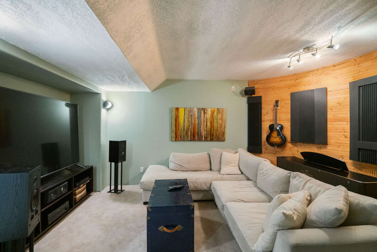 Sound insulated pre-wired theatre room