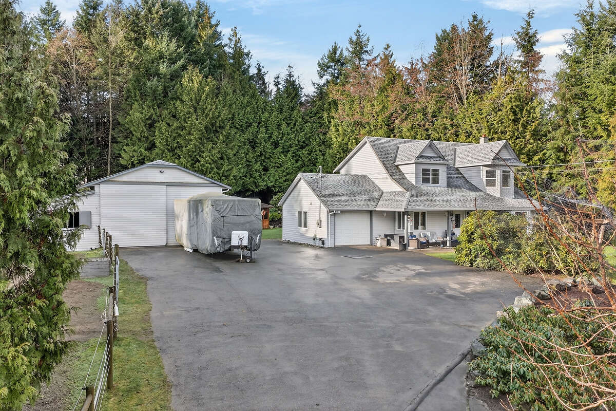 Everything you need is right here!  Book a viewing today.