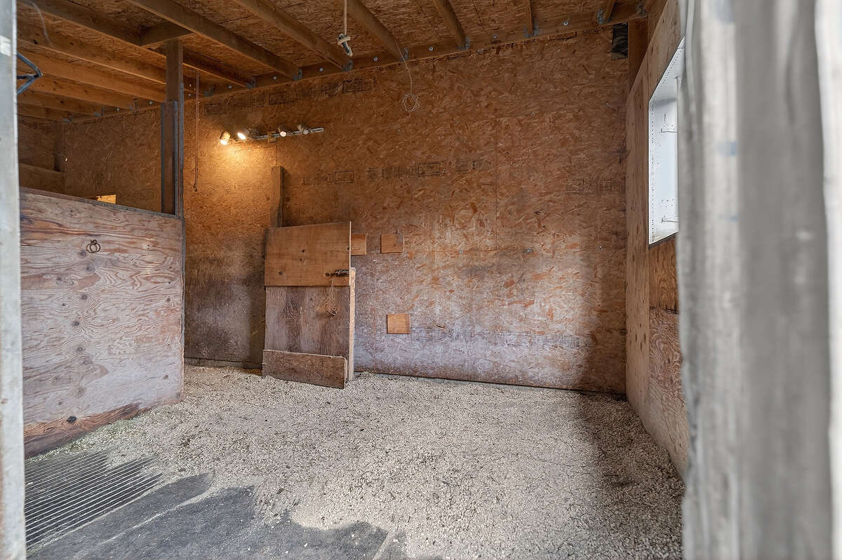 2nd 12'X12' box stall