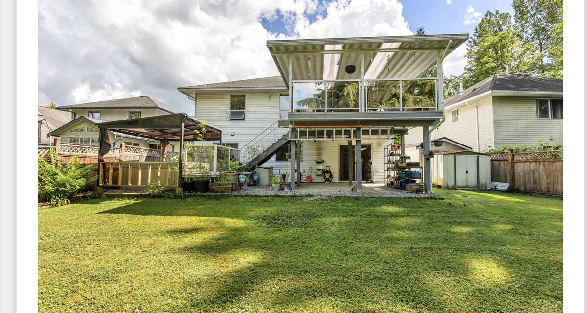 House On Quiet Cul d Sac With Greenbelt