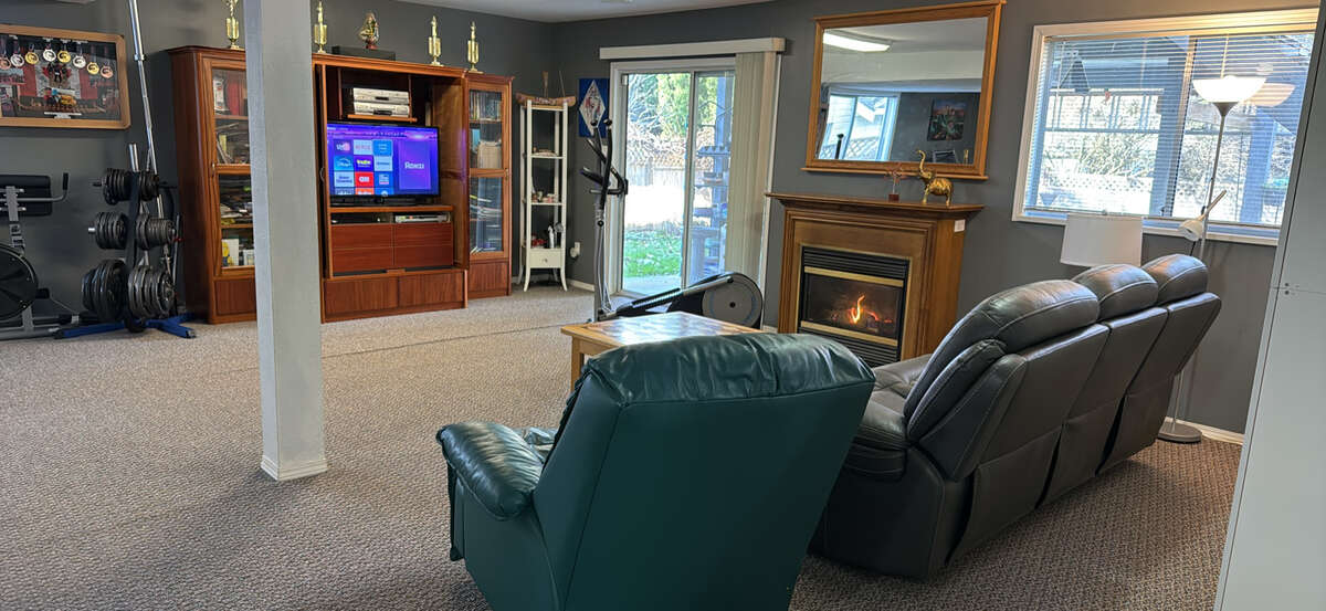 House On Quiet Cul d Sac With Greenbelt