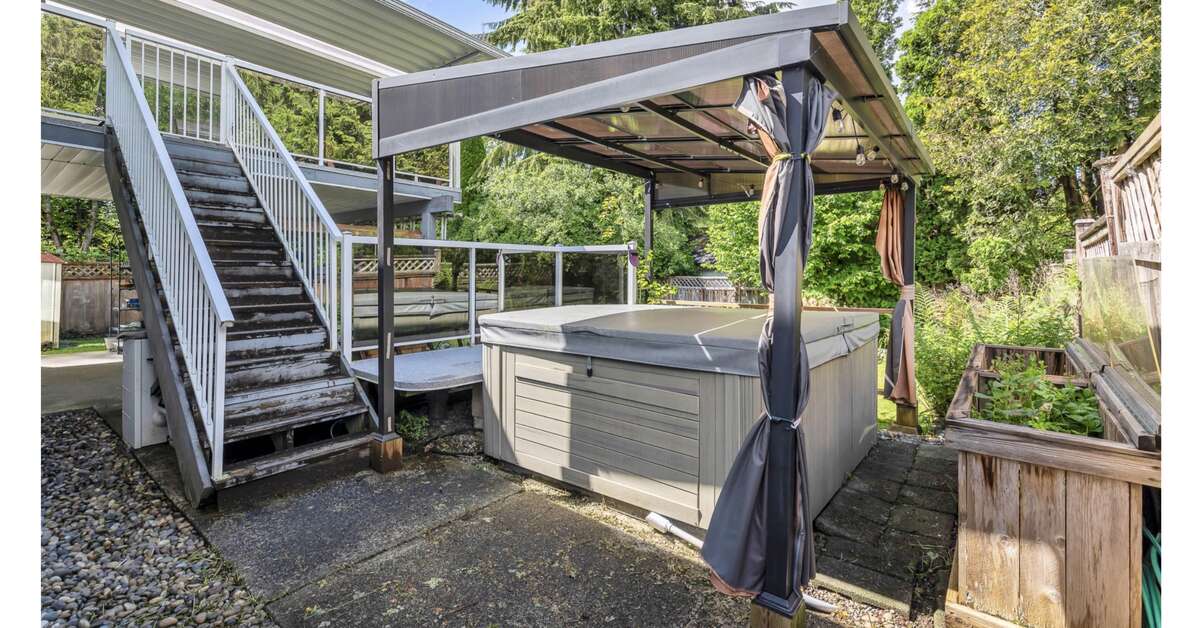 House On Quiet Cul d Sac With Greenbelt