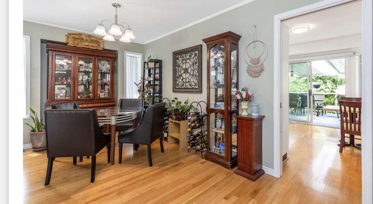 House On Quiet Cul d Sac With Greenbelt