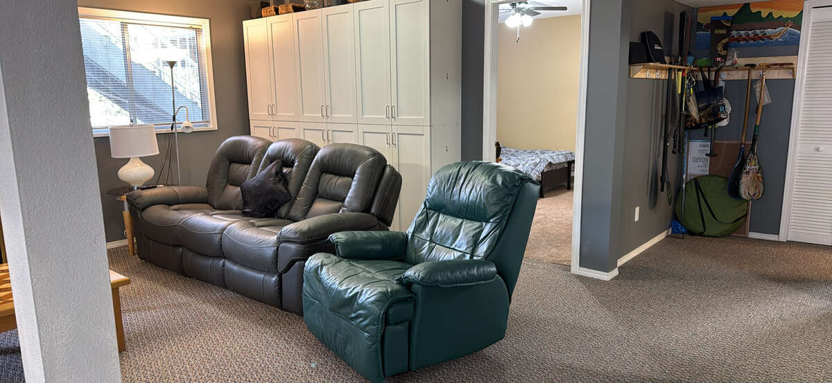 House On Quiet Cul d Sac With Greenbelt