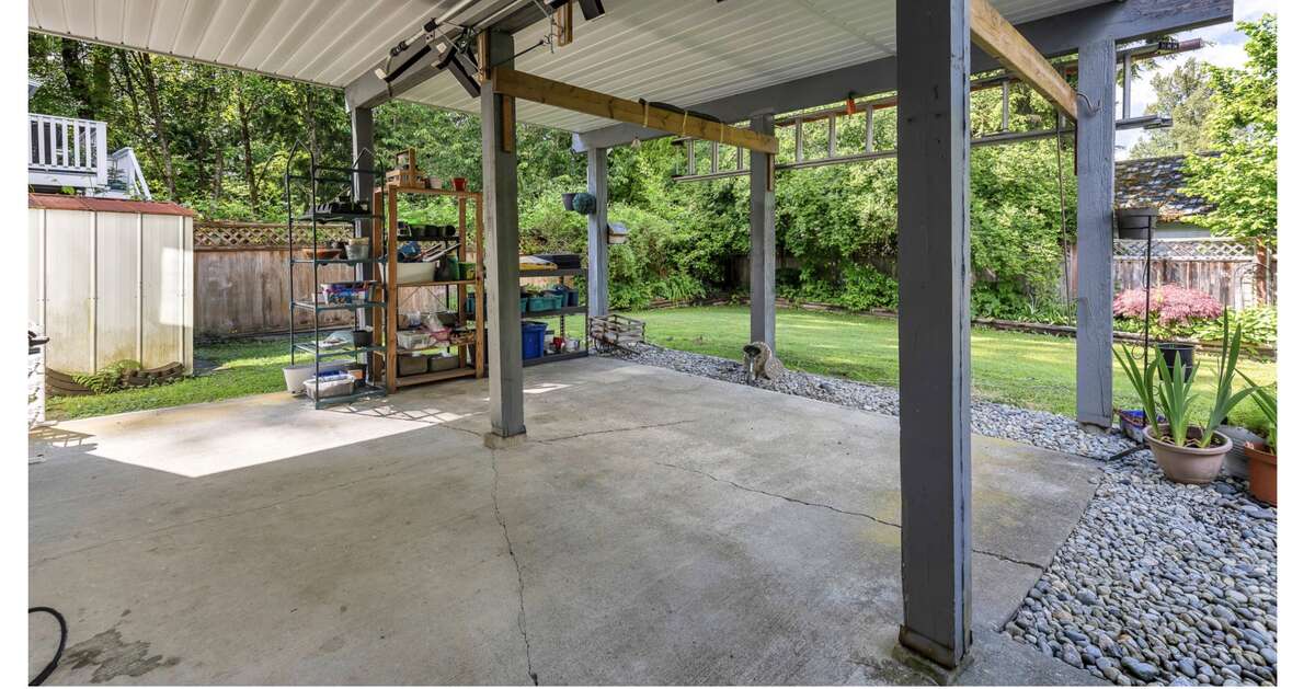 House On Quiet Cul d Sac With Greenbelt