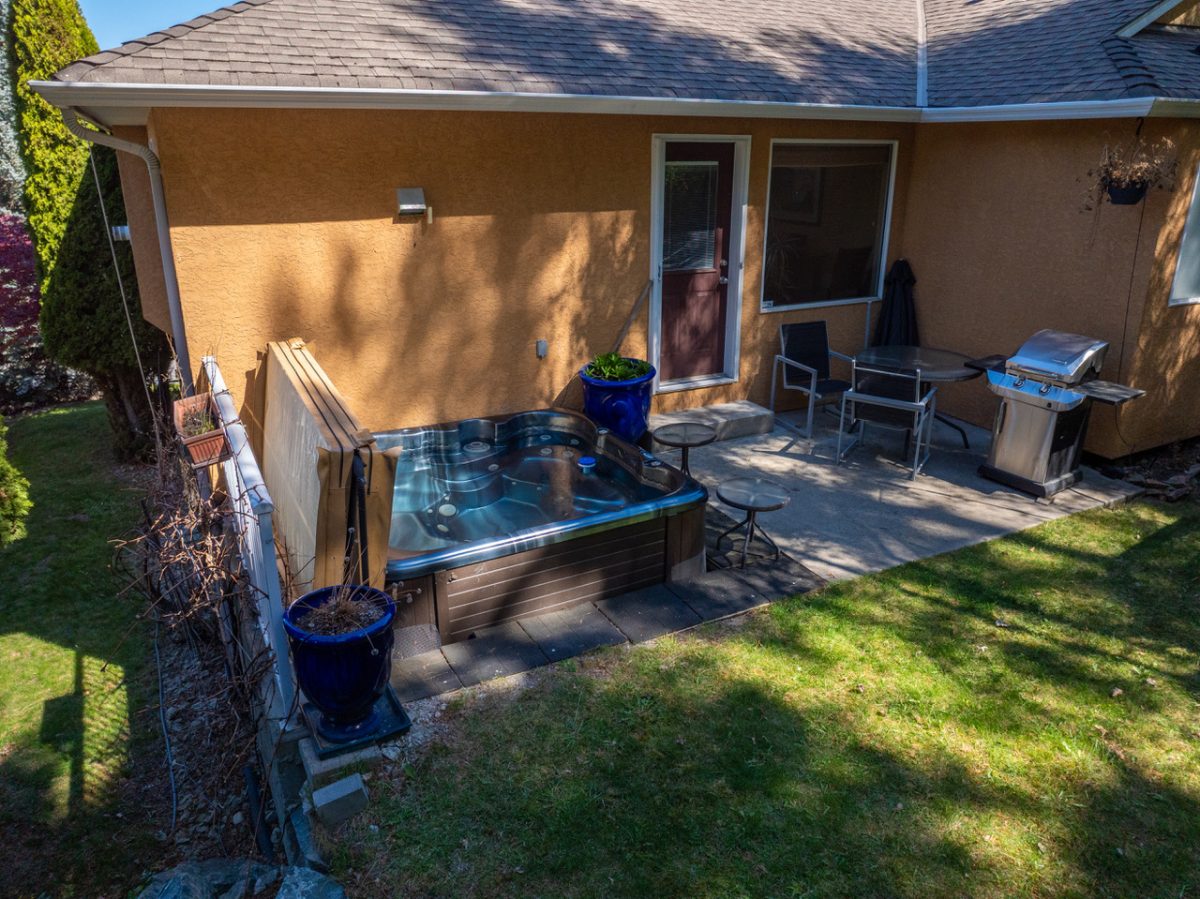 5 Bed 3 Bath + Office