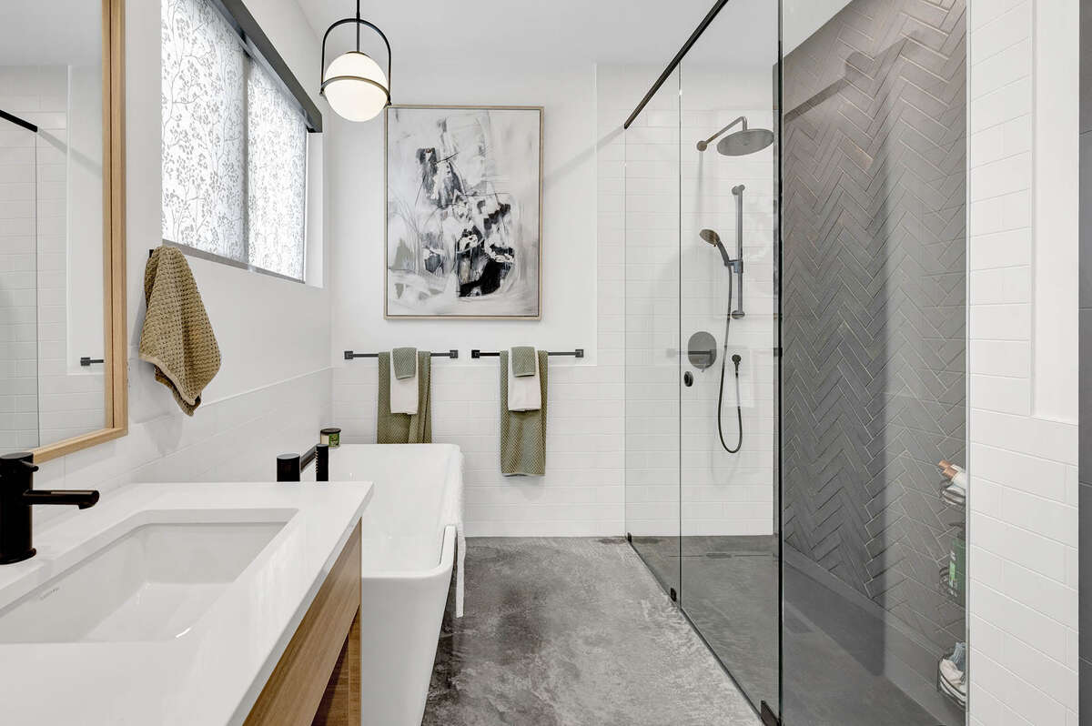 Ensuite