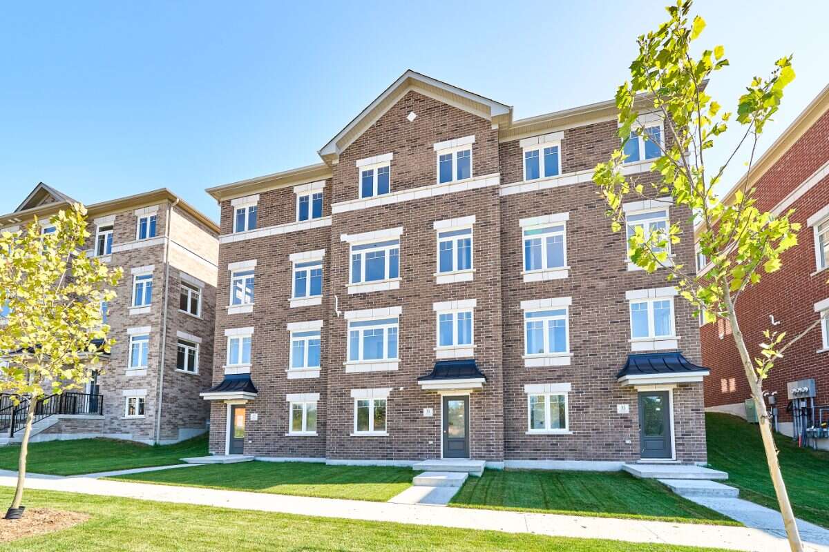 Move-In Ready 3-Bedroom Townhome in Newcastle