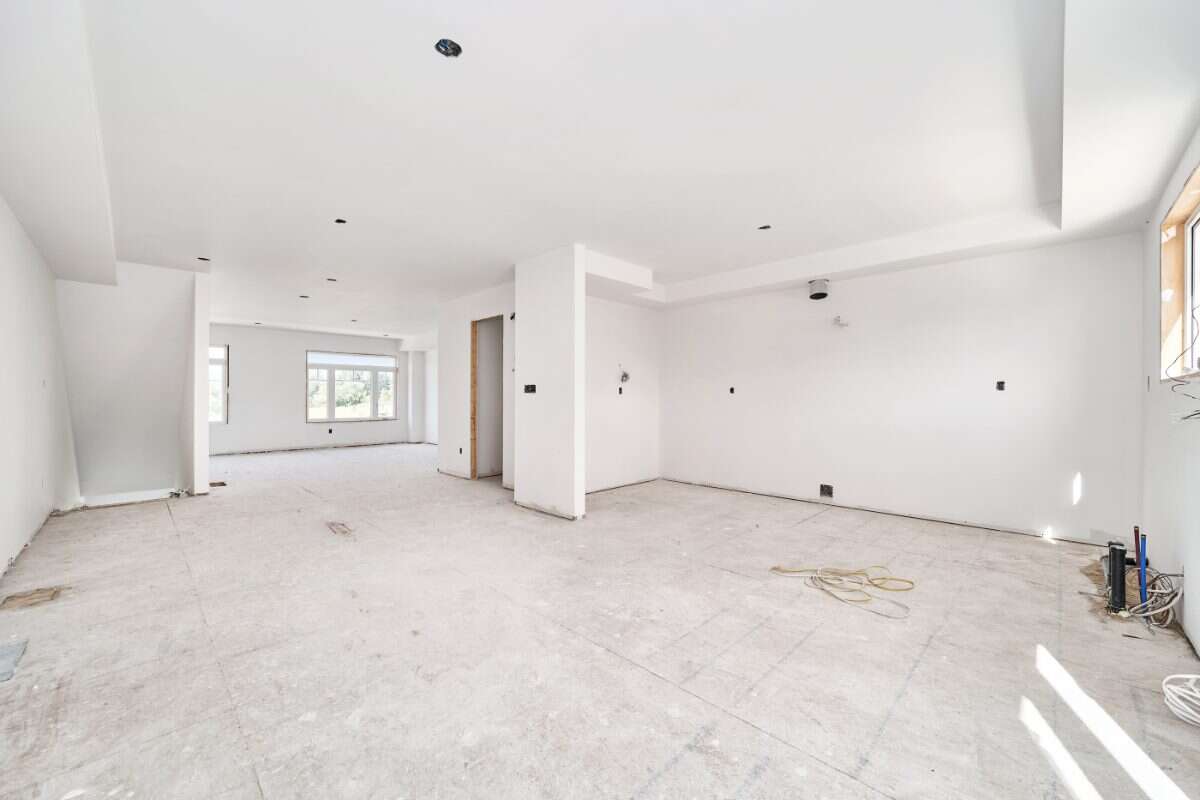 Move-In Ready 3-Bedroom Townhome in Newcastle