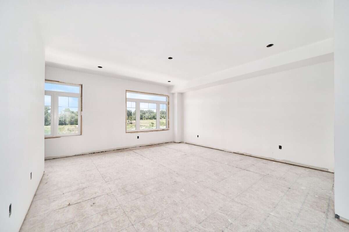 Move-In Ready 3-Bedroom Townhome in Newcastle