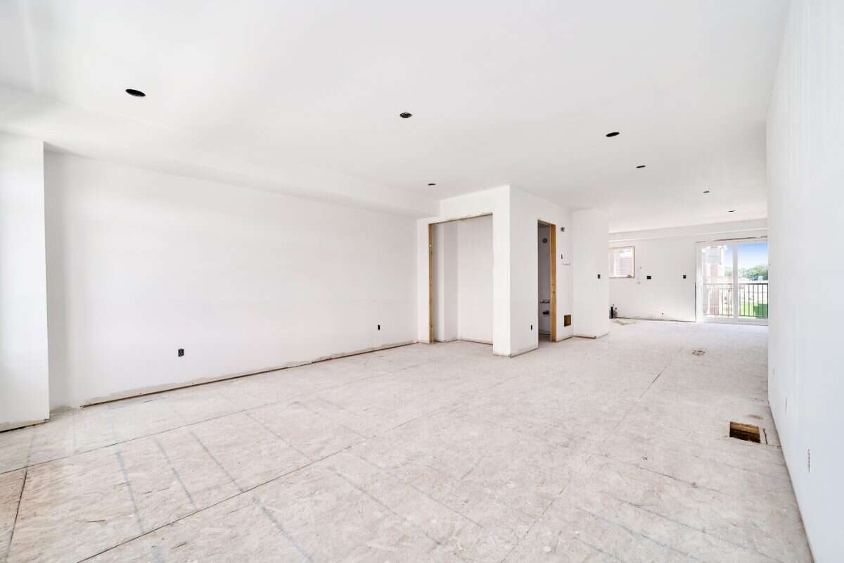 Move-In Ready 3-Bedroom Townhome in Newcastle