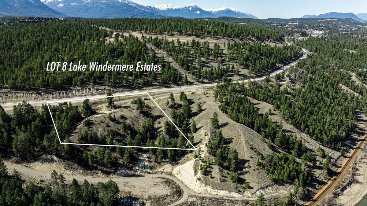 Spectacular Lakeview Acreage