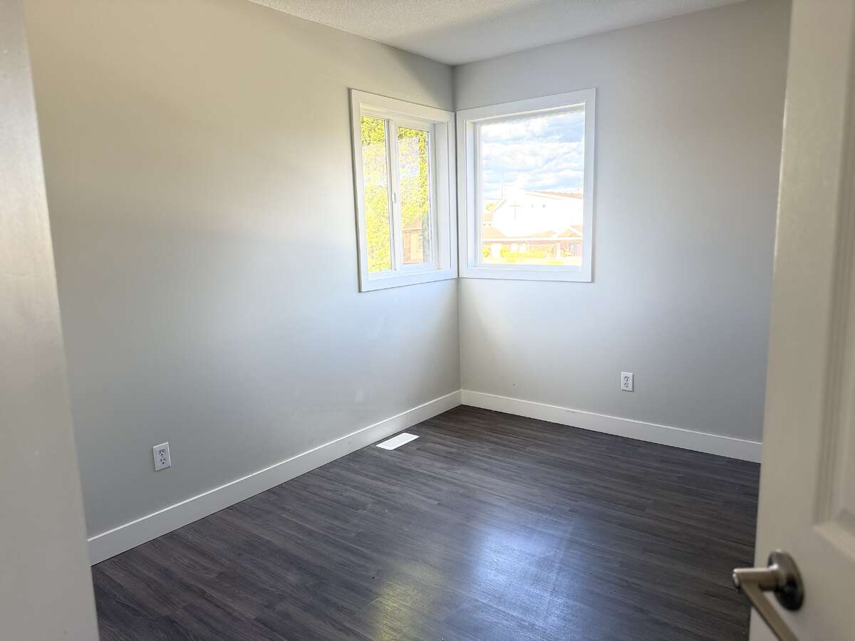 Best Location, Fully renovated, Ready to move in