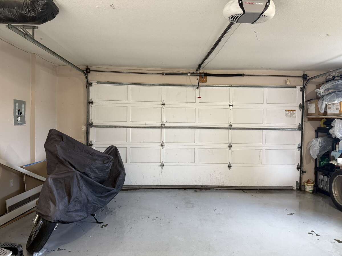 Best Location, Fully renovated, Ready to move in