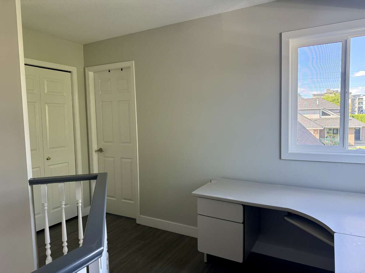 Best Location, Fully renovated, Ready to move in