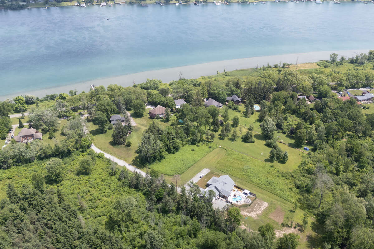 Vacant Land For Sale in Fort Erie, Ontario - 0 bdrm, 0 bath (3147 Niagara River Parkway)