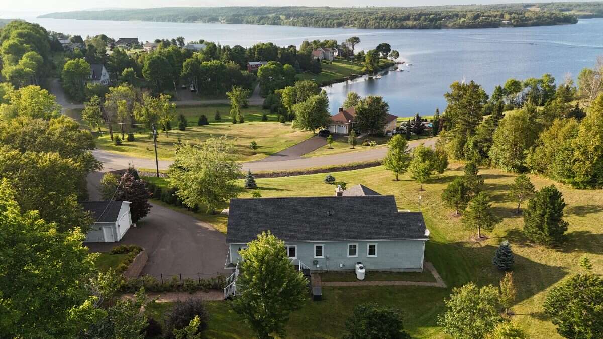 Photo of 20 Headland Road, Upper Kingsclear, NB