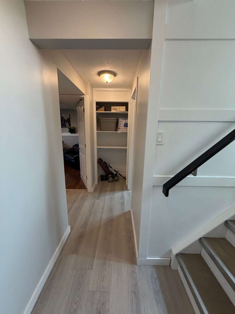 10 Chow Avenue SE