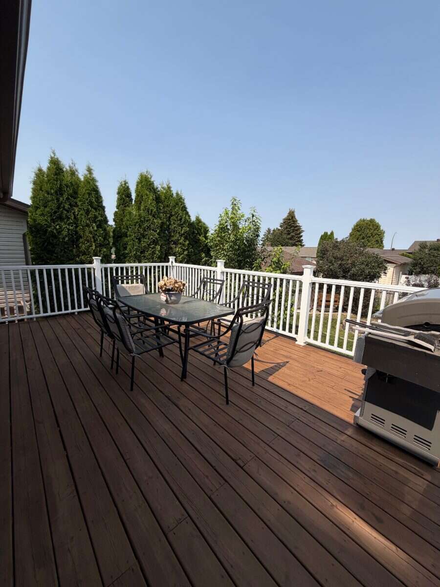 10 Chow Avenue SE