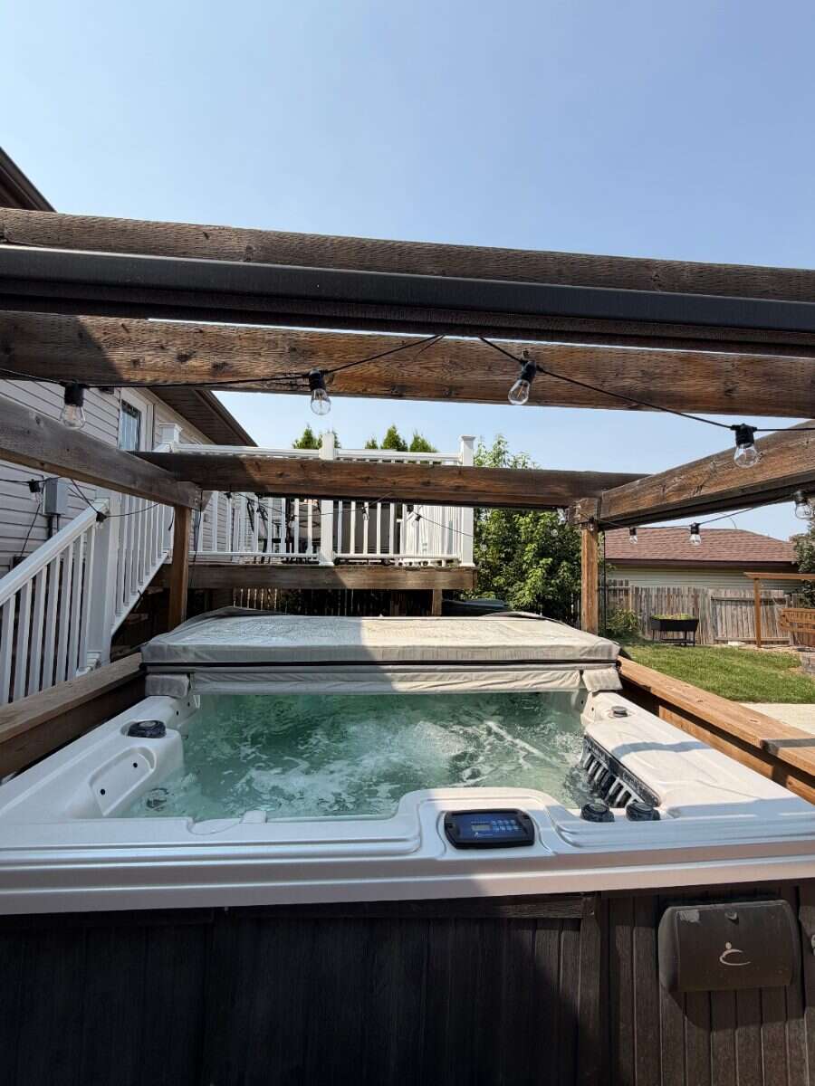 10 Chow Avenue SE