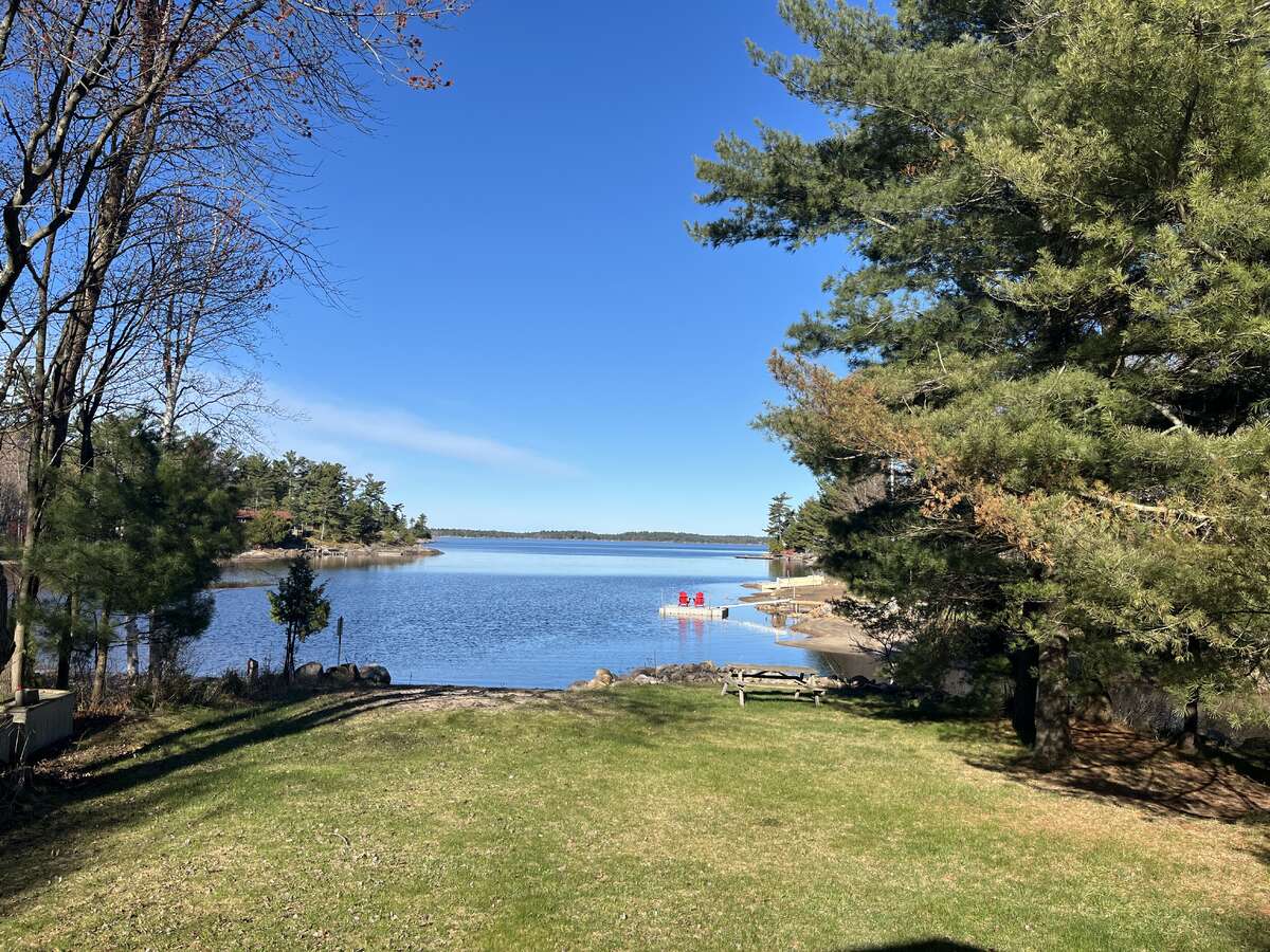 Georgian Bay Waterfront Cottage