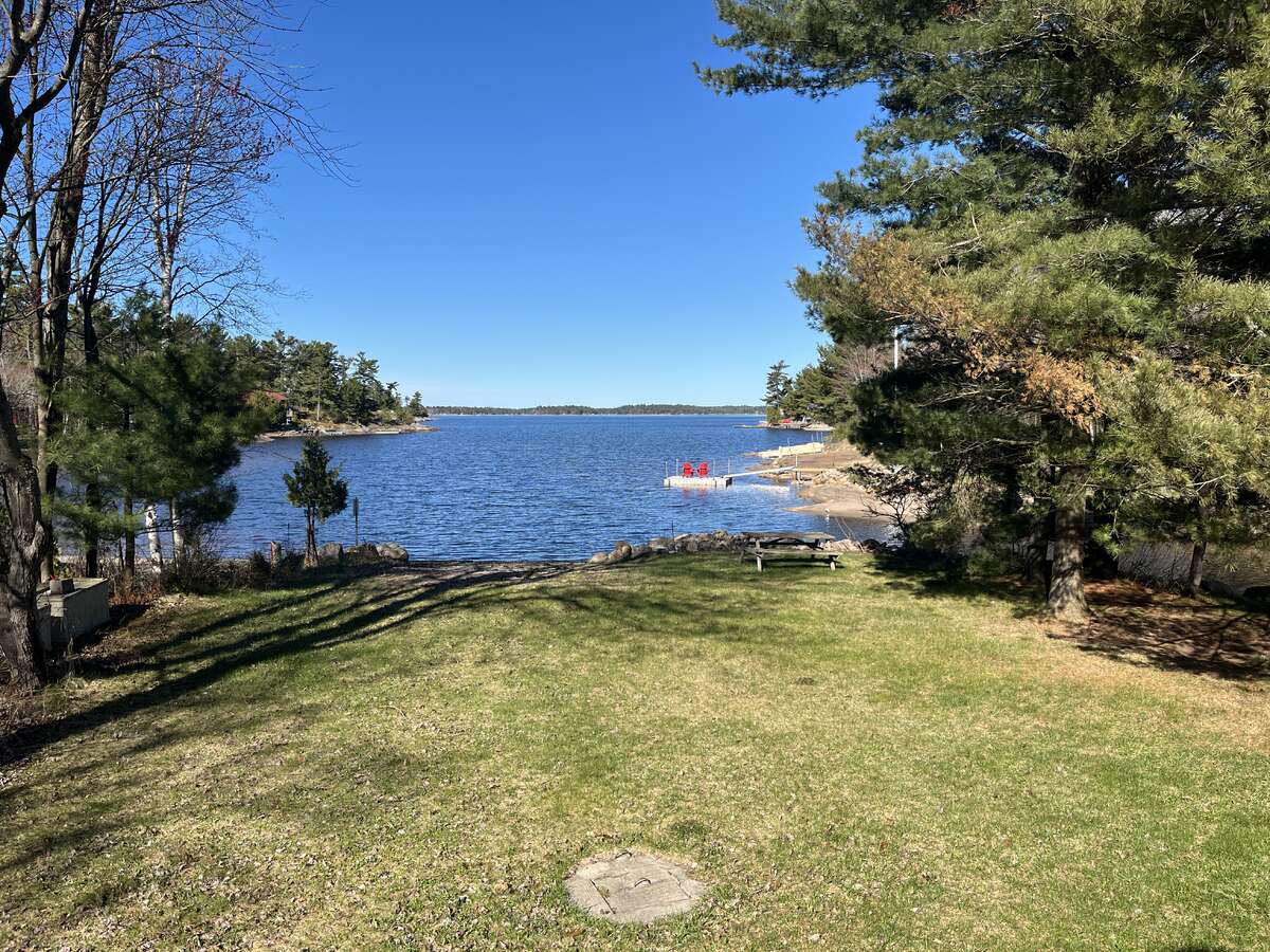 Georgian Bay Waterfront Cottage