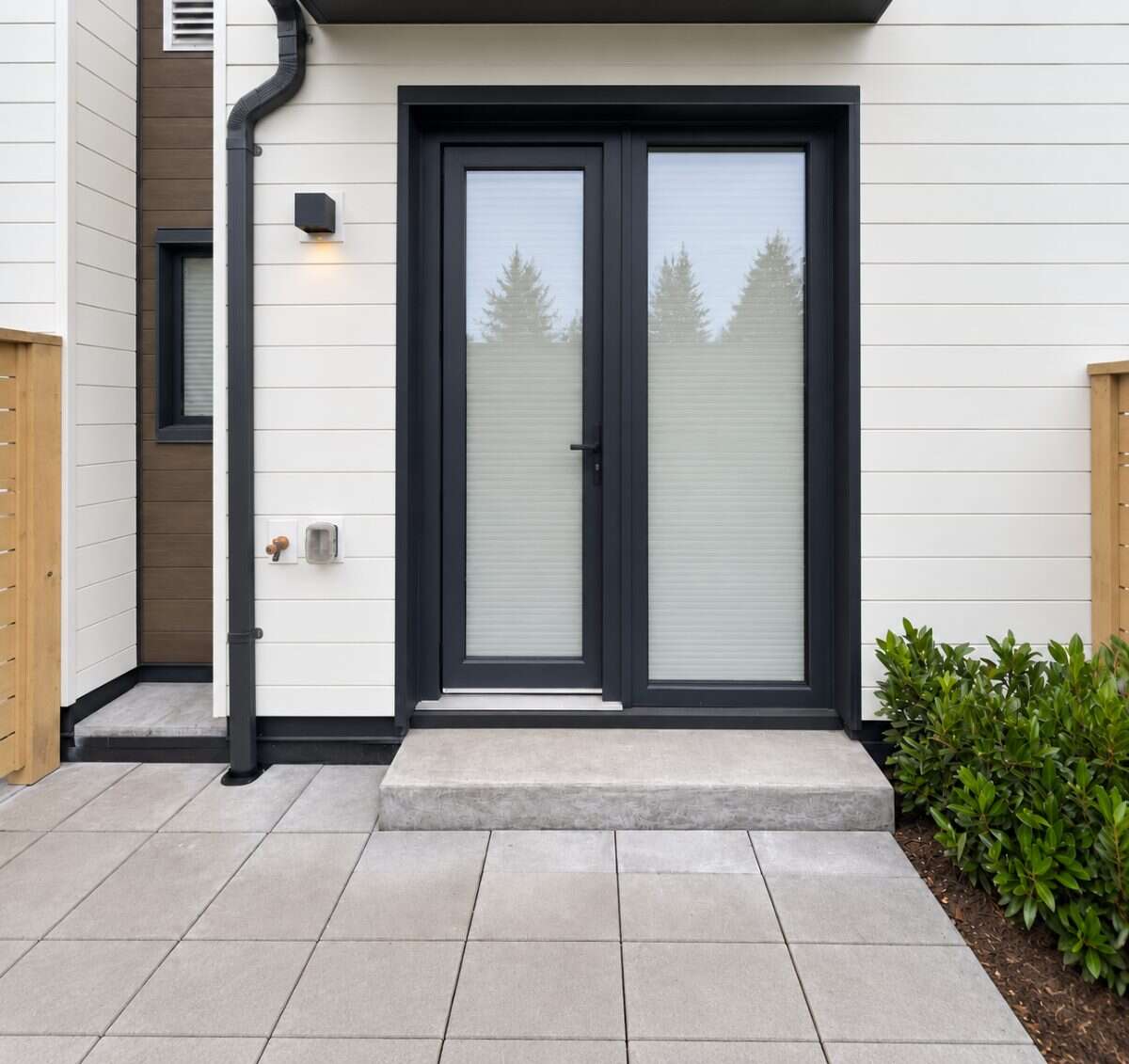 Nearly 1,700 Sq Ft End Unit with Huge Flex