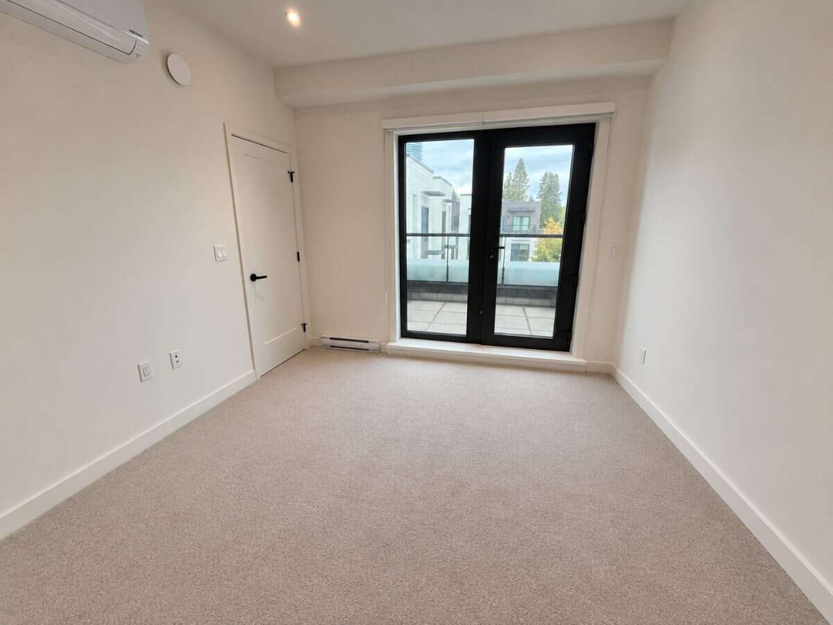 Nearly 1,700 Sq Ft End Unit with Huge Flex