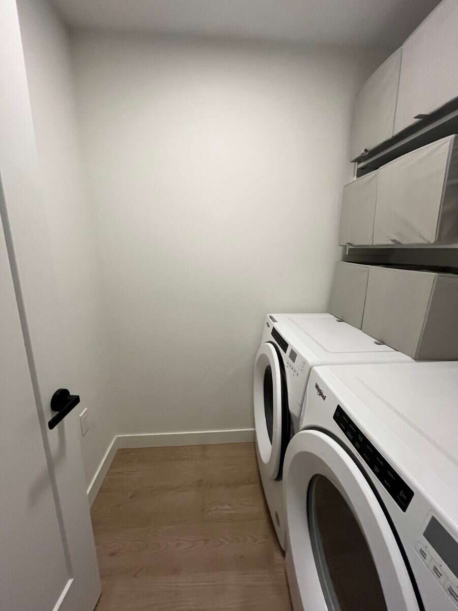 Nearly 1,700 Sq Ft End Unit with Huge Flex